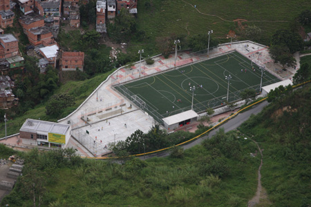 construccion-obras-deportivas-cancha-sintentica